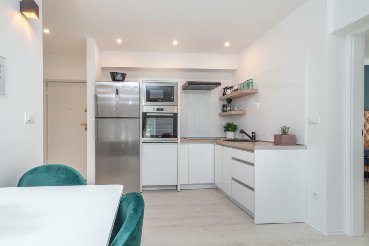 Apartment Aron Trogir Eksteriør billede