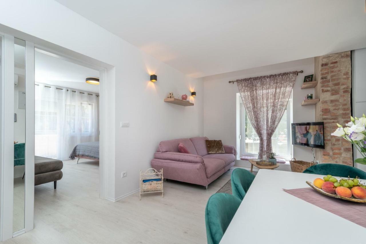 Apartment Aron Trogir Eksteriør billede